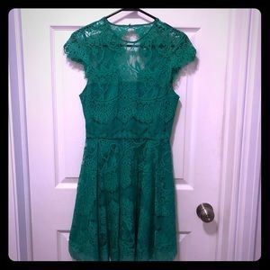 BB Dakota lace dress